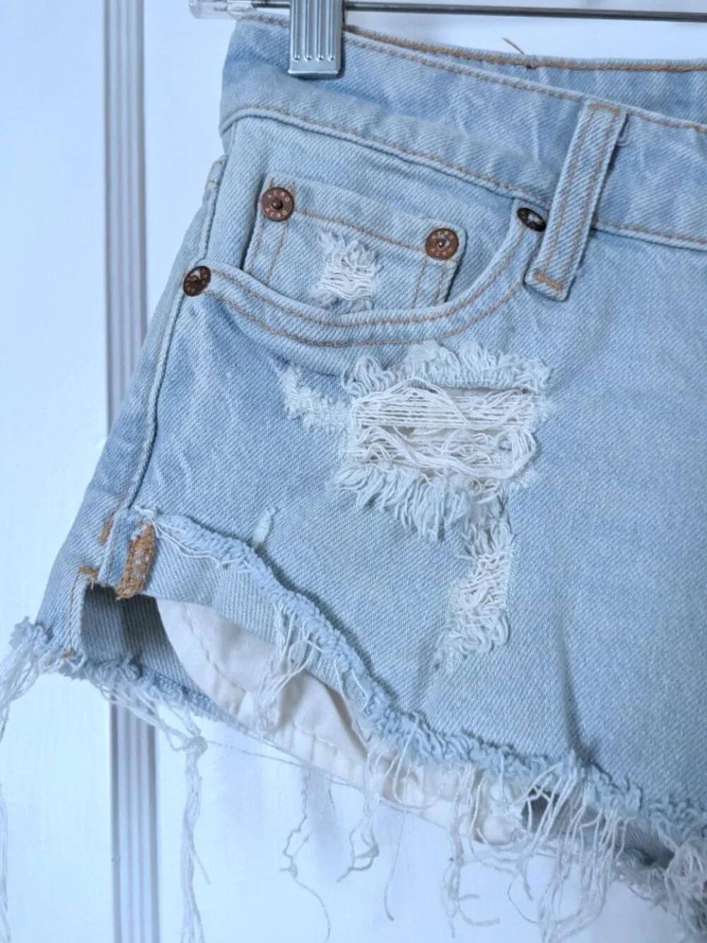 Aeropostale Distressed Denim Micro Shorts Women's Size 00 - Picture 2 of 6